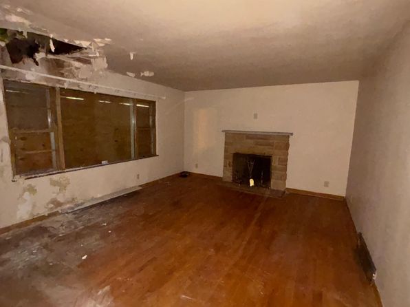 4838 W 6th Ave, Gary, IN 46406