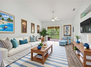 357 Robin Hood CIR #202, NAPLES, FL 34104