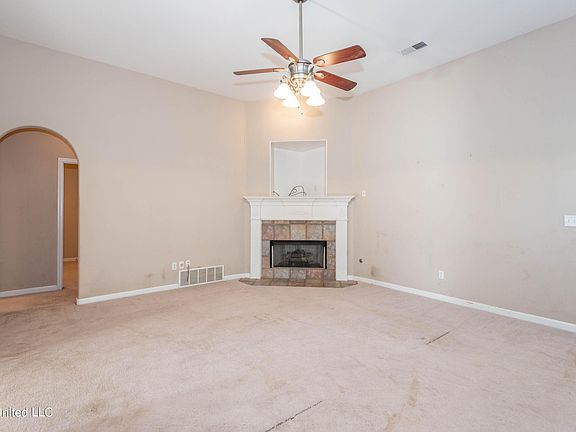 3rd image of 9729 Pigeon Roost Park Cir