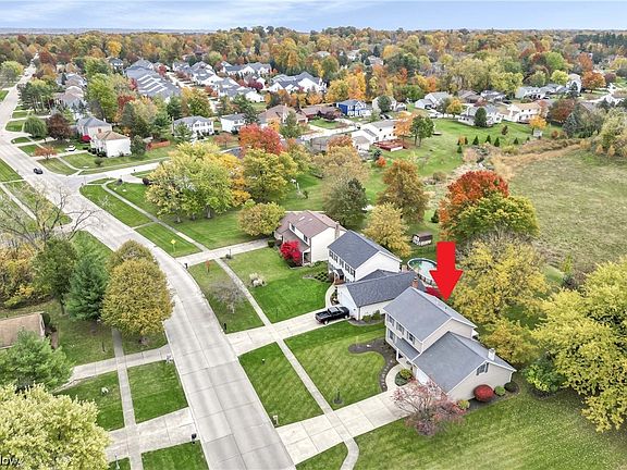2nd image of 18675 Admiralty Dr