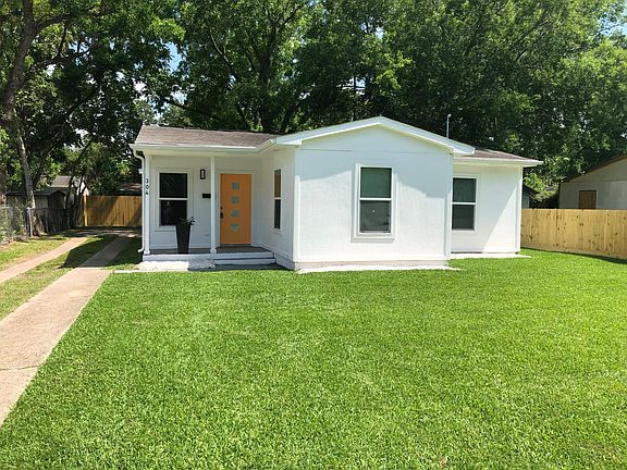 3rd image of 304 W Francis Ave
