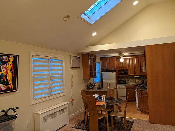 3rd image of 73-31 255th St