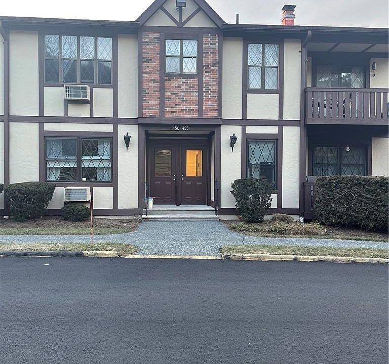 1st image of 451 Sierra Vista Ln #451