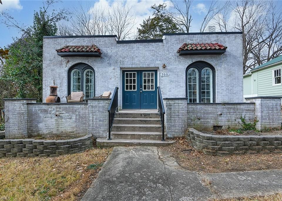 1st image of 705 Delmont St