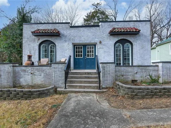 705 Delmont St, High Point, NC 27262