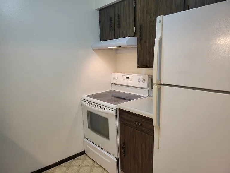 1010 16th St #6 — Photo 9