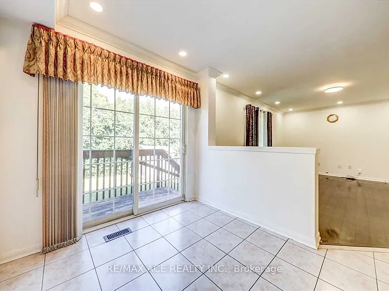 35 Pitchpine Dr — Photo 17