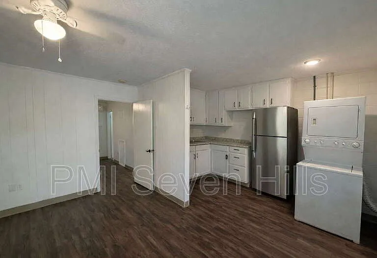 1510 Milton St #2 — Photo 3