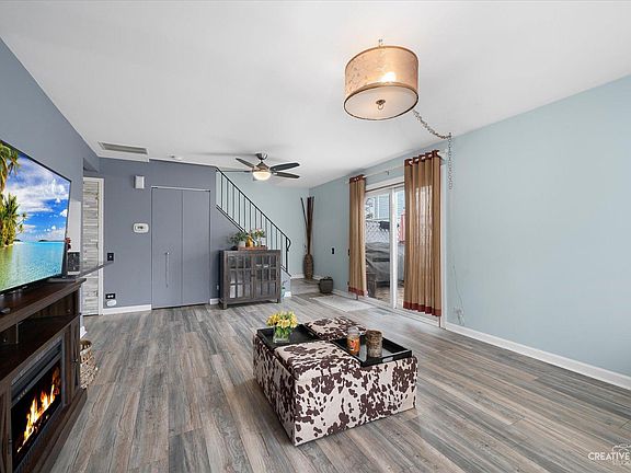 2nd image of 368 Bunker Hill Cir