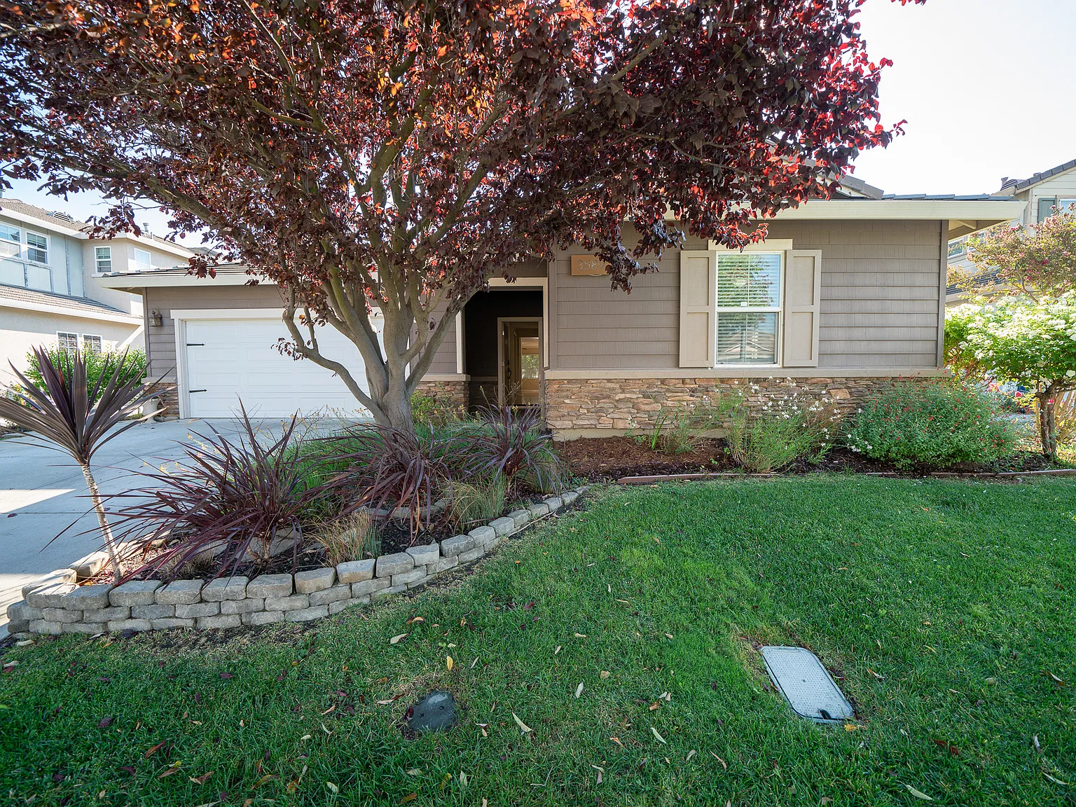 3 bed, 2253 sqft, $2,875 — Photo 1