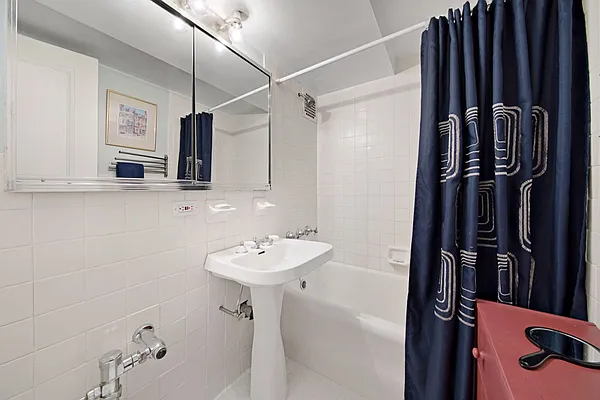 Sold by Compass | media 9