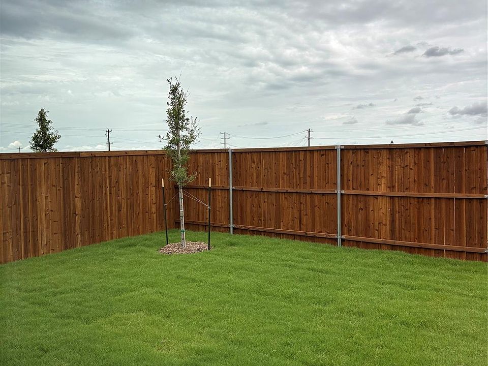 1st image of 449 Bluebell Maiden Ct
