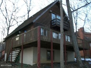 522 Apley Dr, Bushkill, PA 18324