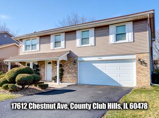 17612 Chestnut Ave, Country Club Hills, IL 60478