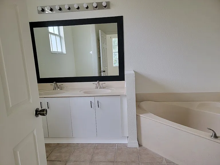 188 Ocean Bluff Dr — Photo 9