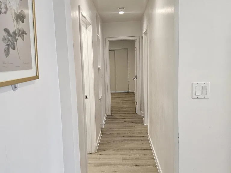 13001 Vanowen St #11 — Photo 6