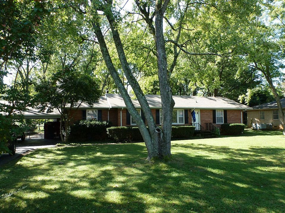 1st image of 707 Elliott Dr