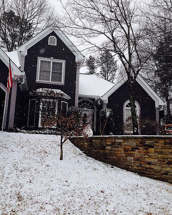 1st image of 4808 Helga Way NE