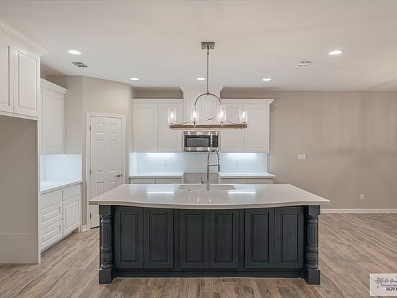 4th image of 6301 Timberline Dr #4