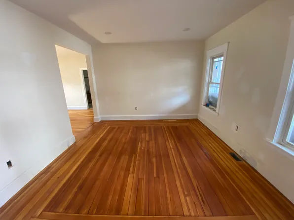 (undisclosed Address), Somerville, MA 02143