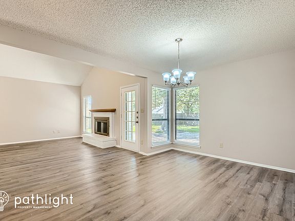 4th image of 7813 Iola Dr