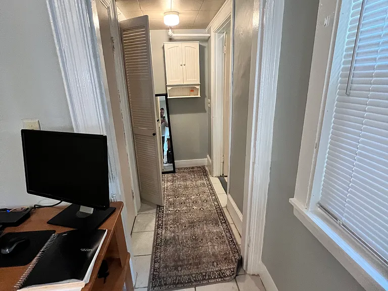 149 Strathmore Rd #9 — Photo 4