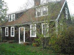 2 Winterberry Ln, Bridgewater, MA 02324