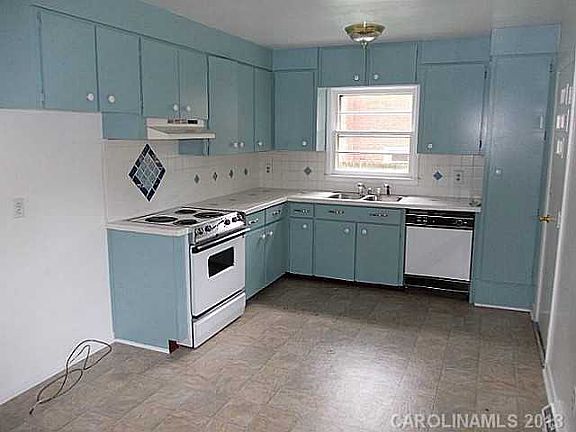5th image of 3712 Bankston Pl