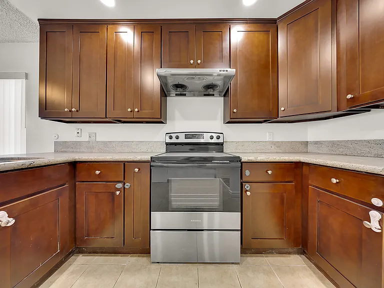 850 Arcadia Ave #5 — Photo 21