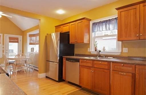 5th image of 12 Russia St