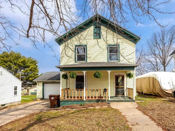 311 S Matteson St, Maquoketa, IA 52060