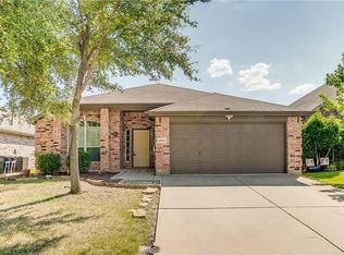 2832 Muskrat Dr, Fort Worth, TX 76244