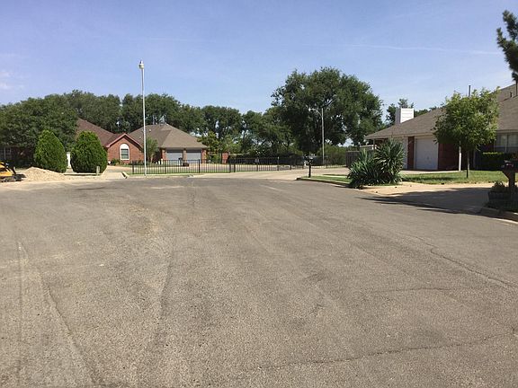 Located on quiet cul-de-sac!