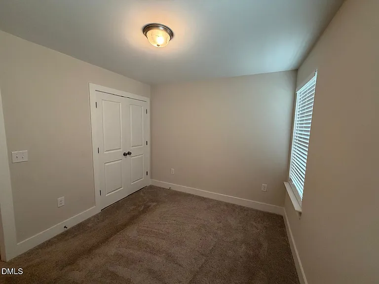 836 Pryor St — Photo 10