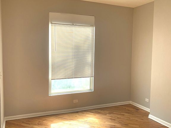 3rd image of 1640 S Trumbull Ave