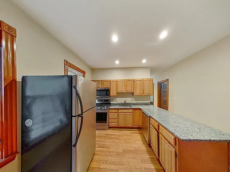 6 Carmel St #1 — Photo 2