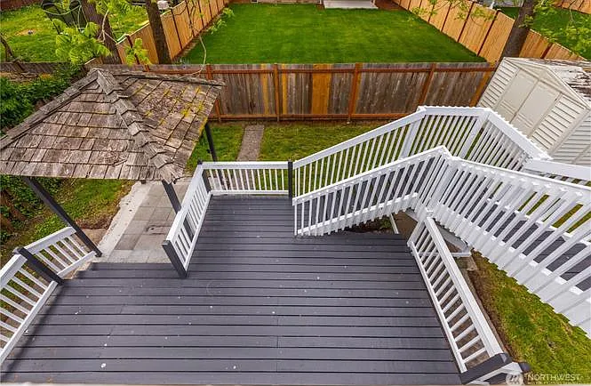 9402 Portland Ave E — Photo 22