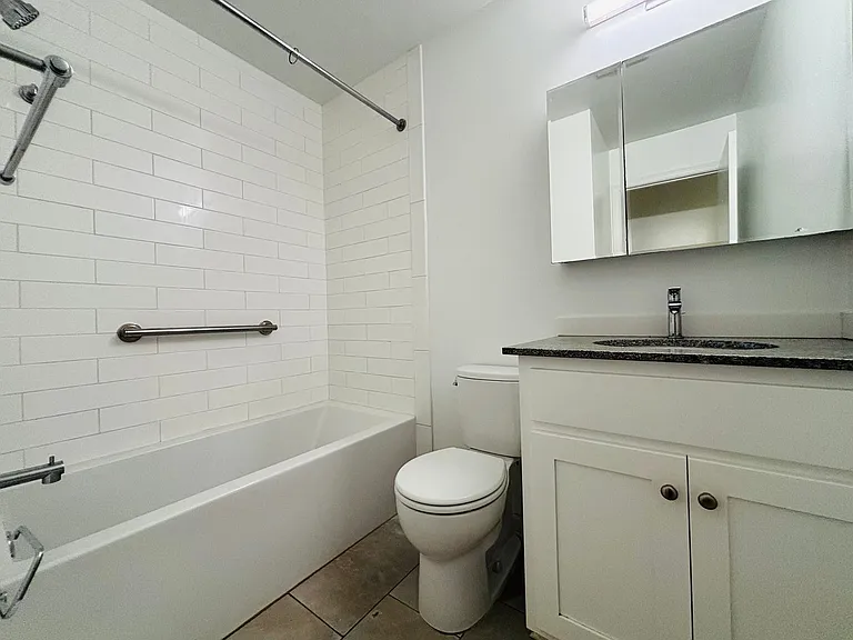 927AB - 410 Houston St. - DM — Photo 112