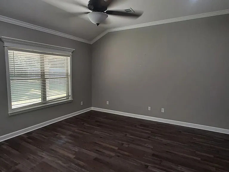 59 Birchwood Dr — Photo 3