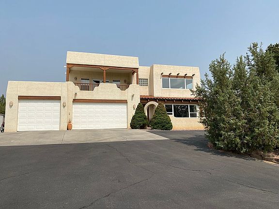 2nd image of 5150 Mesa Del Oso
