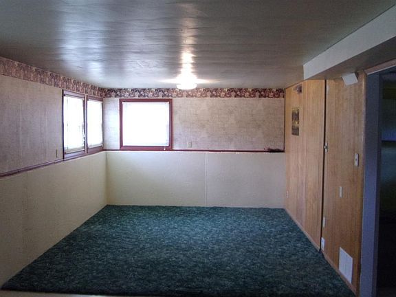 5th image of 1111 E Sanders Dr