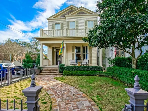 1479 Calhoun St, New Orleans, LA 70118