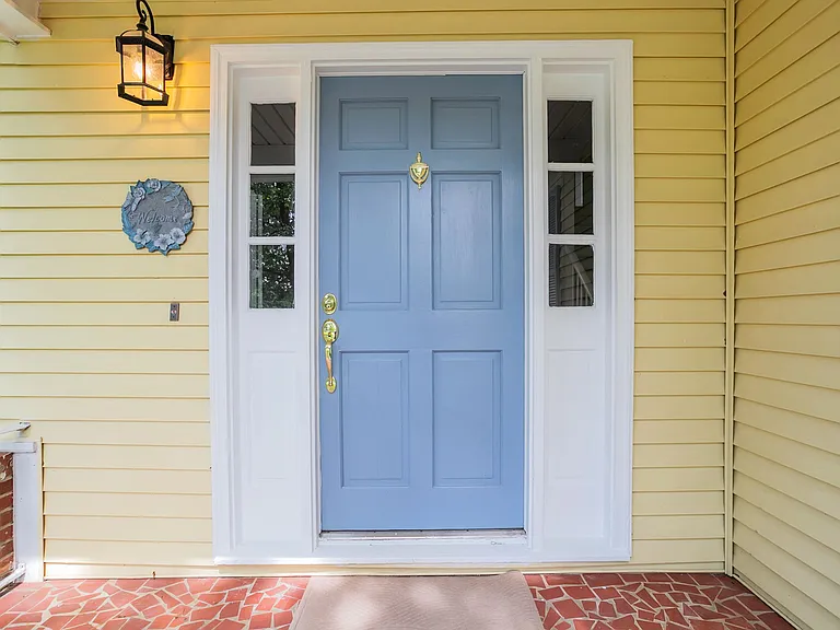5018 Raintree Ln — Photo 3