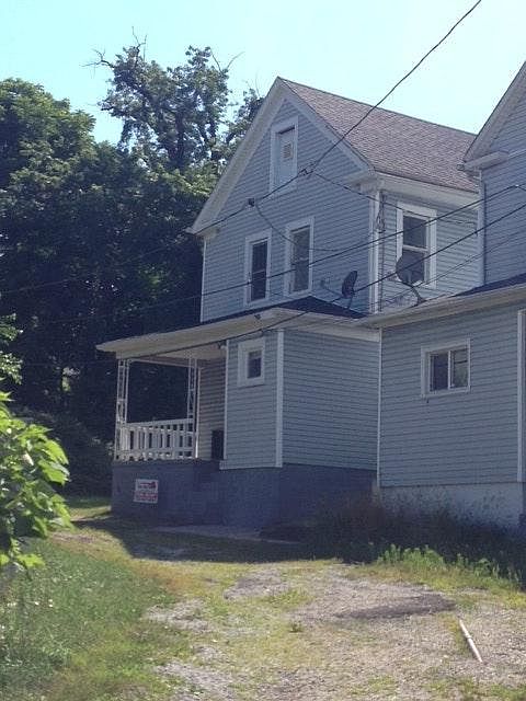1st image of 30 Oakdale Ct