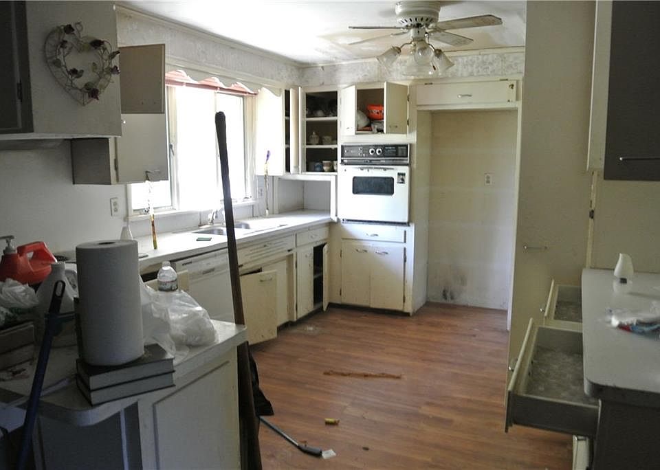 127 Brooklea Dr, Rochester, NY 14624 Zillow