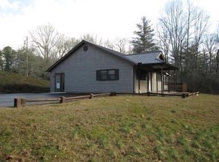 300 Mashburn St, Franklin, NC 28734