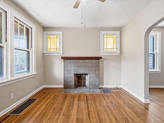3rd image of 4526 Clearview Ave