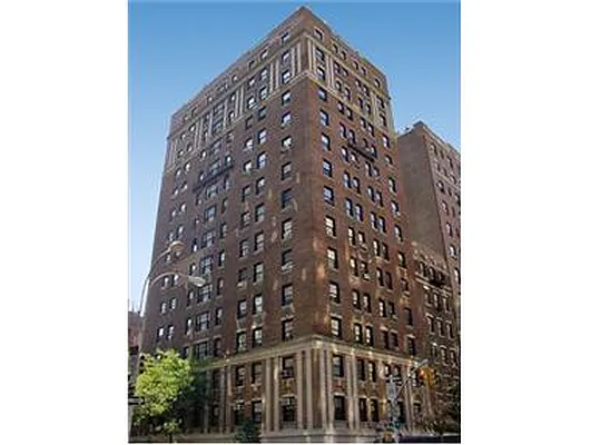 Sold by Douglas Elliman | media 15