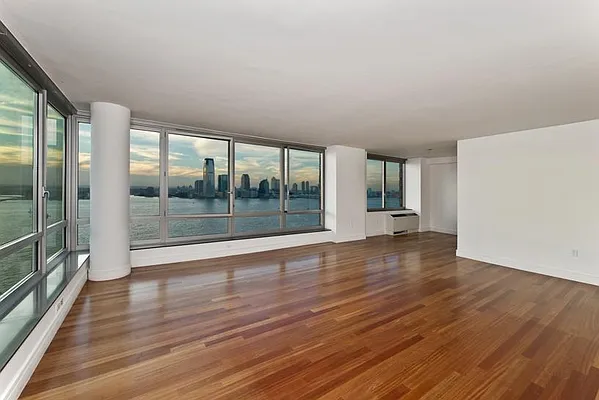 Sold by Douglas Elliman | media 24