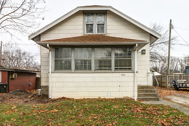 906 W Vine St photo 1